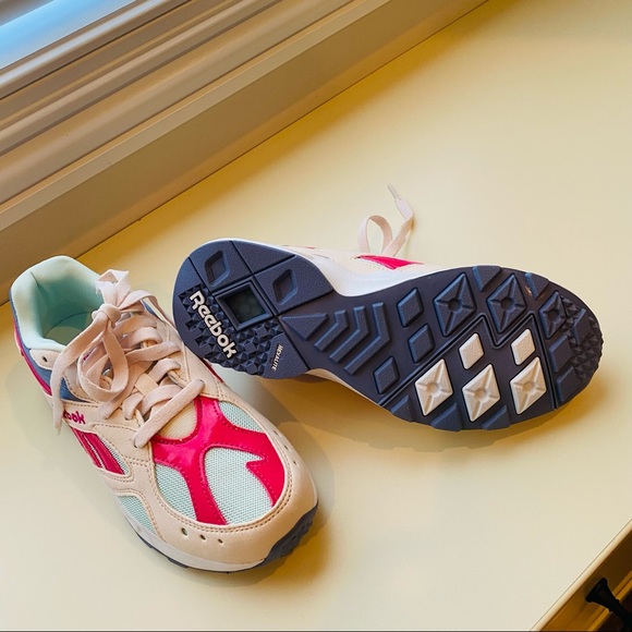 NWT Reebok Aztek 96 - Picture 3 of 6